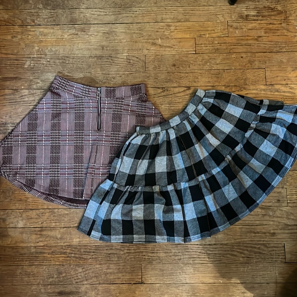 Juniors plaid school girl Set of 2 Skirt bundle plaid XS, S